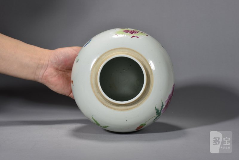 清雍正 粉彩安居富贵纹罐 - 图6